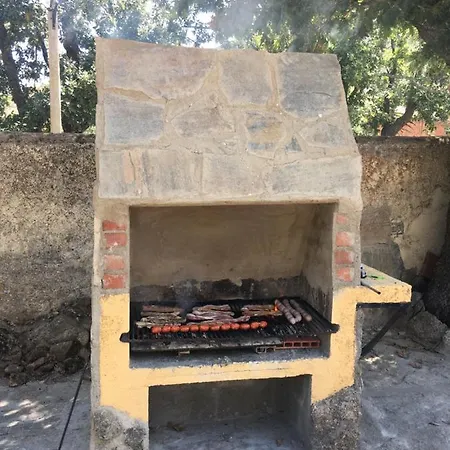 Robles * Ávila
